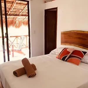 - Aldea Mangle & Cenote Lodge